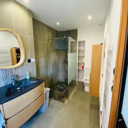 Habitación en casa particular Privée Au Coeur De *